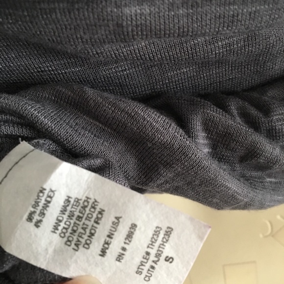 Gray scoop neck racer back tank top with bow detail on back - Picture 5 of 5